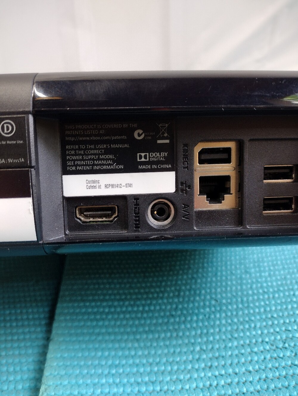 Microsoft XBOX 360 Console - Kinect Camera Sensor - Picture 8 of 11